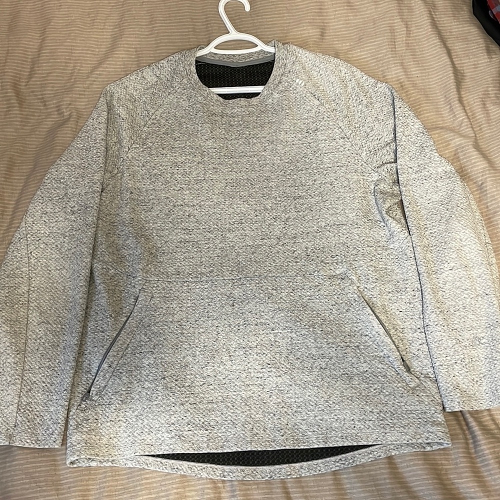 lululemon athletica Men's Crewneck Sweater in Light Heather Gray